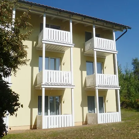 Falkenhof מלון 3*
